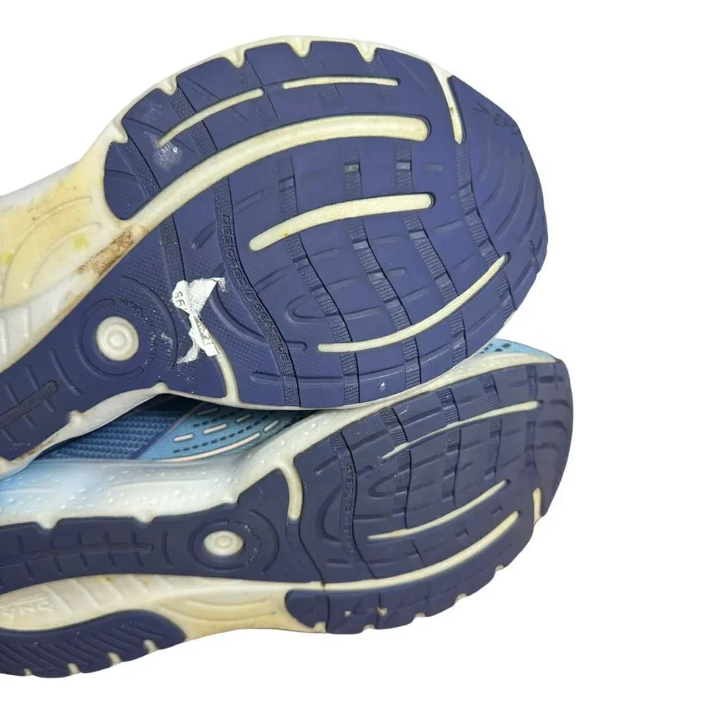 Brooks Women's Blue glycerin 20 athletic shoes size 9